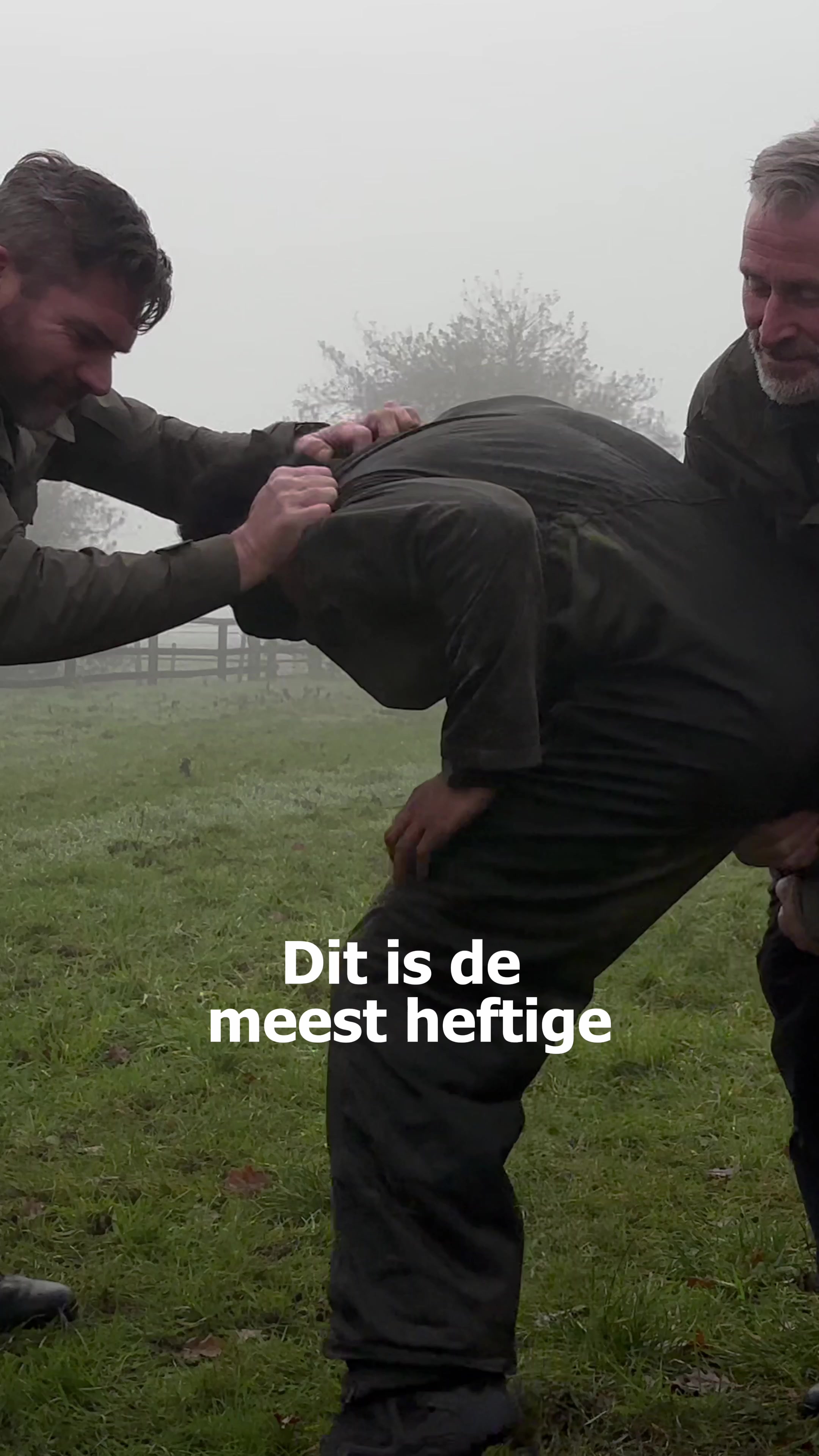 Onze zwaarste 12-uurstraining voor Defensie sollicitanten. Vind de volledige aflevering op ons YouTube kanaal. 

#defensie #werkenbijdefensie #mariniers #kampvankoningsbruggen #mentaal 