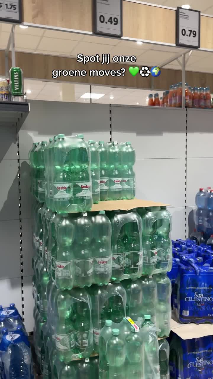 👀 Wist jij dit al? 🌍♻️ 

Michael, assistent supermarktmanager legt het uit! Bij Lidl Nederland werken is niet alleen nieuwe vrienden maken, groeien en lekker (bij)verdienen. Je werkt ook aan een gezondere, duurzamere wereld voor iedereen 🌱💚
 
#jeverdientt #teamlidl #werkenbijlidl #dagvandeduurzaamheid