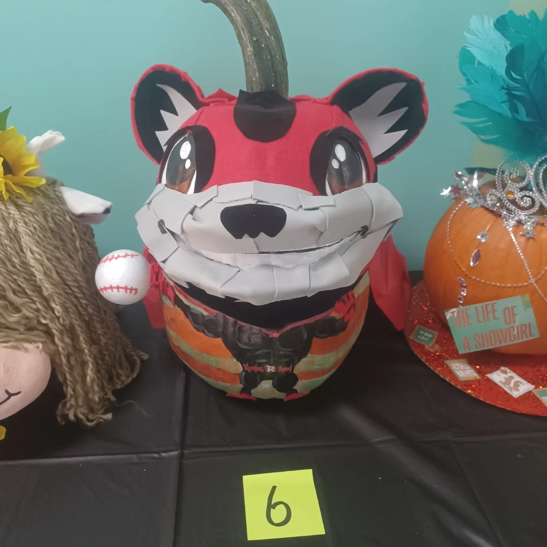 Pumpkin painting contest at work. Go to @artfactoryrva and vote for #6 Nutzy!! #richmond #richmondflyingsquirrels #nutzy https://www.instagram.com/p/DQKZ_htkXOD/?img_index=1&igsh=MWVkZWQyY2JjNWp0Yg==