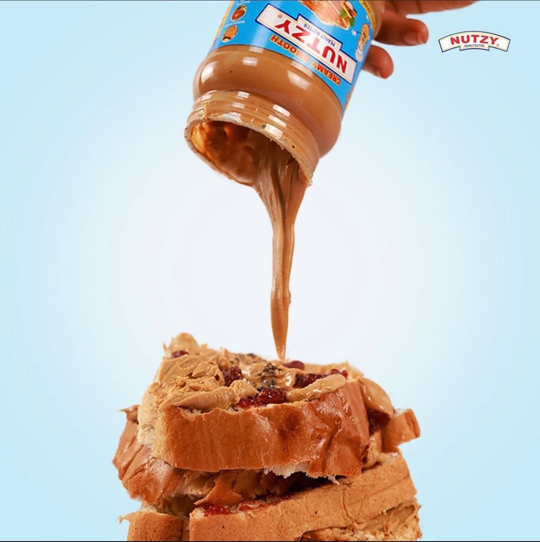 If happiness had a Christmas flavour, it would taste like a spoonful of peanut butter.
#nutzy #nutzypeanutbutter🇳🇬⚽️🥜 #holidays #christmas