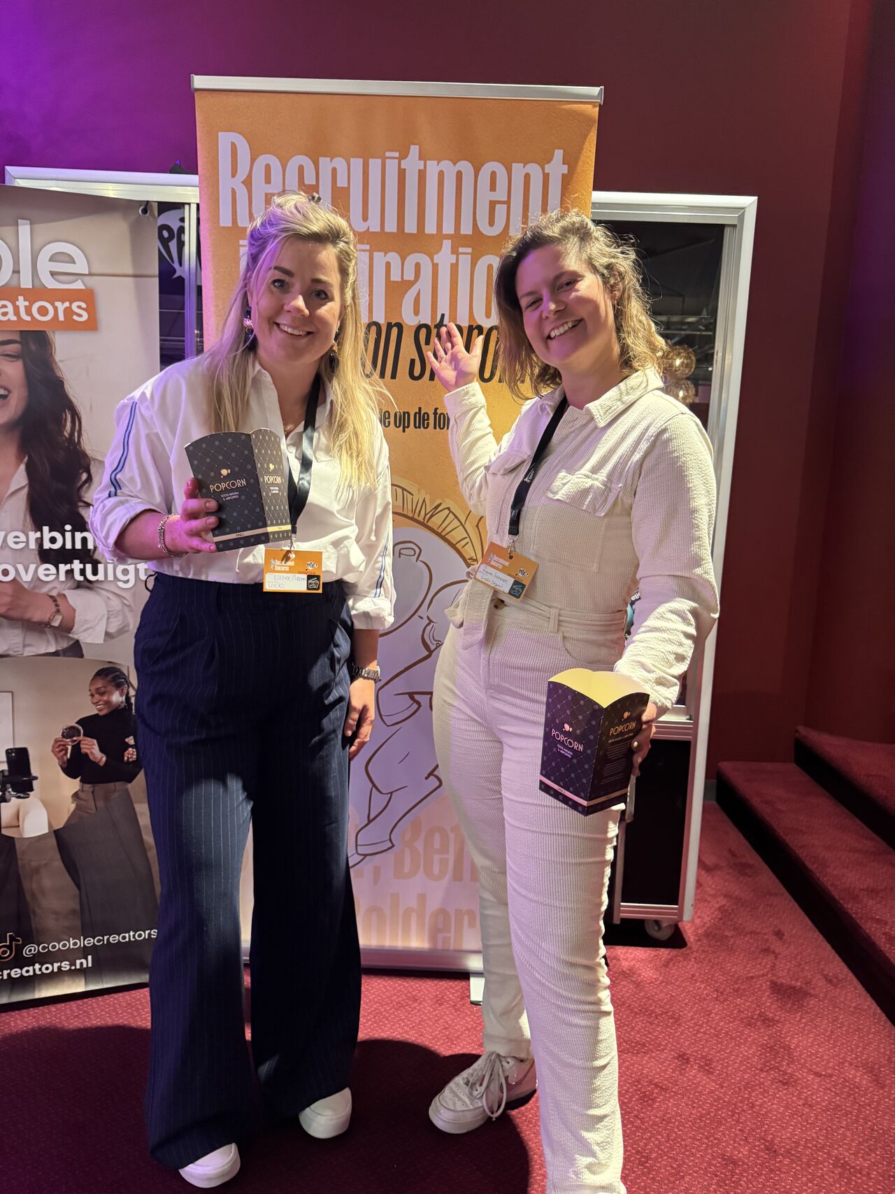 Wij zijn hier voor de popcorn! 🍿

Vandaag zijn Esther en ik, namens Lincks Personal Recruitment, aanwezig bij Recruitment Unicorns in Pathé Breda.

Inspirerende sprekers, een zaal vol recruitmentprofessionals en natuurlijk… popcorn, een bomvolle goodiebag én een flinke dosis inspiratie 💡

Altijd mooi om te zien hoeveel passie er in ons vak zit 💪. We laten ons vandaag lekker inspireren in de ligstoelen van Pathe. 

Bedankt voor de uitnodiging Getnoticed, goed om jullie weer even ‘live’ gesproken te hebben Dirk & Mitchel!  


#UnicornsBreda #RecruitmentUnicorns #Recruitment #Inspiration #Breda #HR #Popcorn