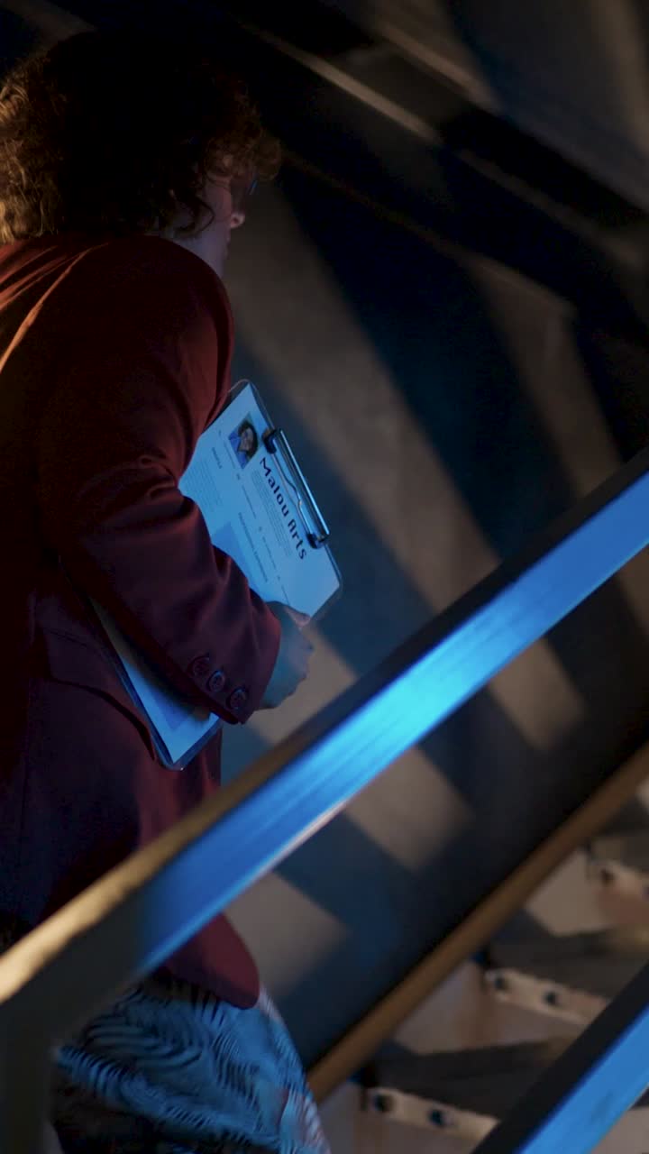 Een sollicitatie was nog nooit zo spannend! Wij zijn op zoek naar dappere Toverlanders in spe die een gesprek aandurven in onze Haunted Experience Now You're Mine... 🎃💼

#Toverland #werkenbij #Halloween