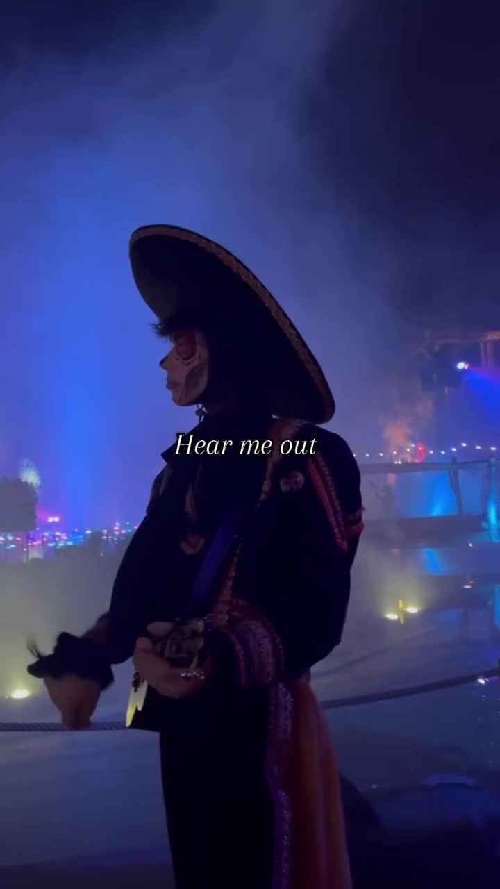 this boy has my heart #toverland #fyp #mexican #hearmeout 